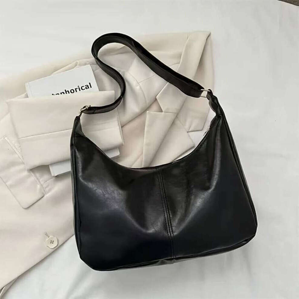 Oloey Large capacity retro elegant handbag, new tote bag, versatile crossbody bag