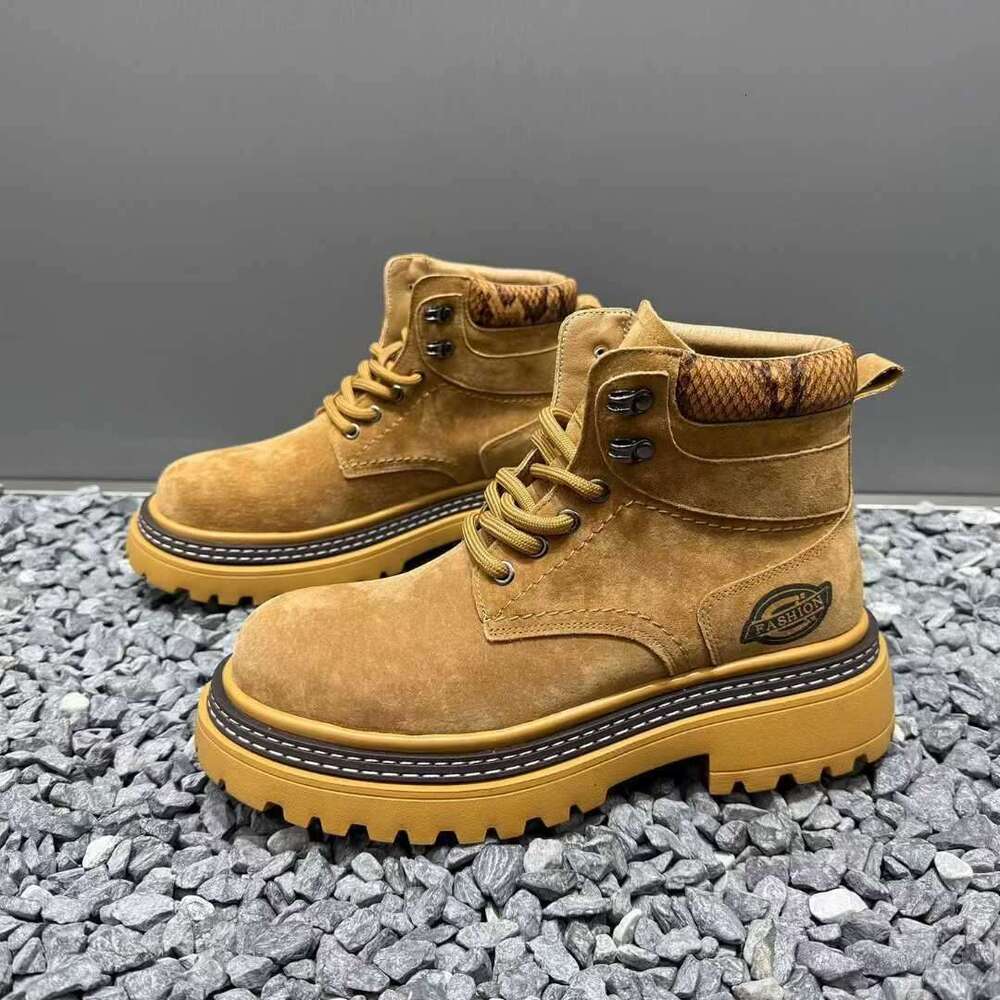 2025 New Martin British Style Non-Slip Thick Sole Versatile Workwear Retro Casual Yellow Boots Internet Celebrity Hot Item Stylish