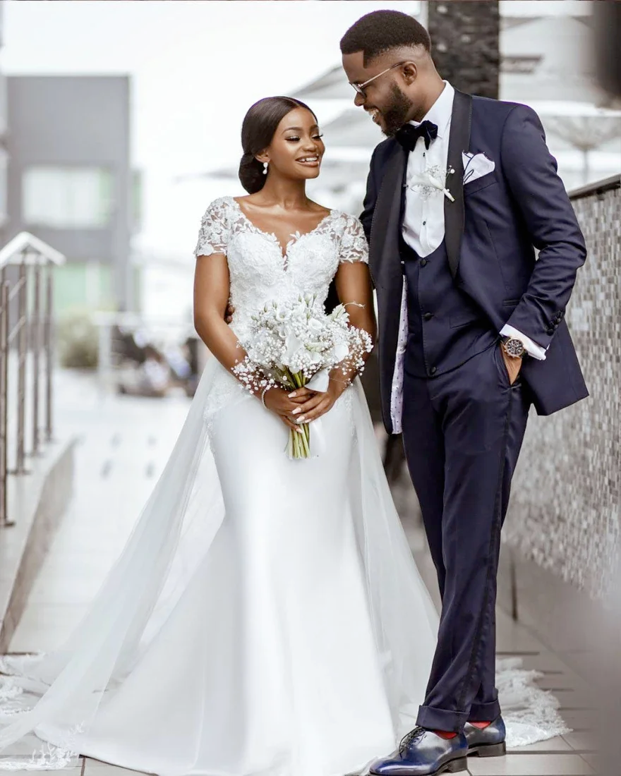 Sparkly Mermaid Satin Long Sleeve Wedding Dress 2026 Lace Appliqus Vestido De Noiva Sereia African Bridal Gown BC3061