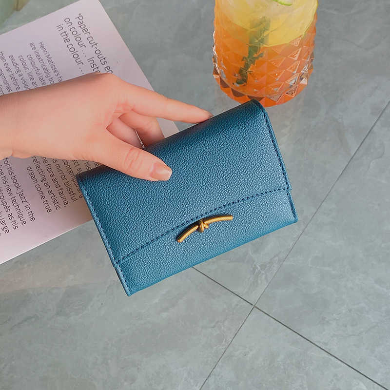 New Fashionable Versatile Short Wallet Niche Casual Clutch Lightweight Coin Purse