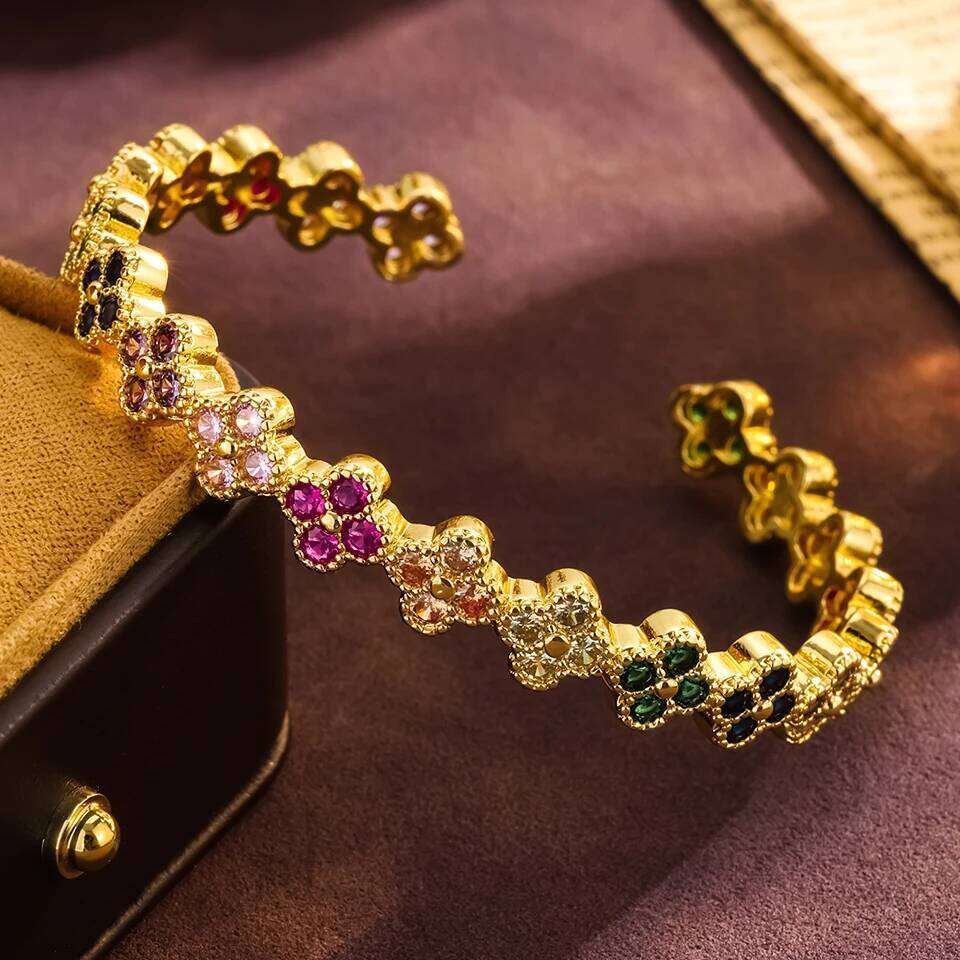 ZAKOL Colorful Zircon Five-leaf Flower Clover Open Bangle Bracelets for Women Luxury Shiny CZ Wedding Party Jewelry