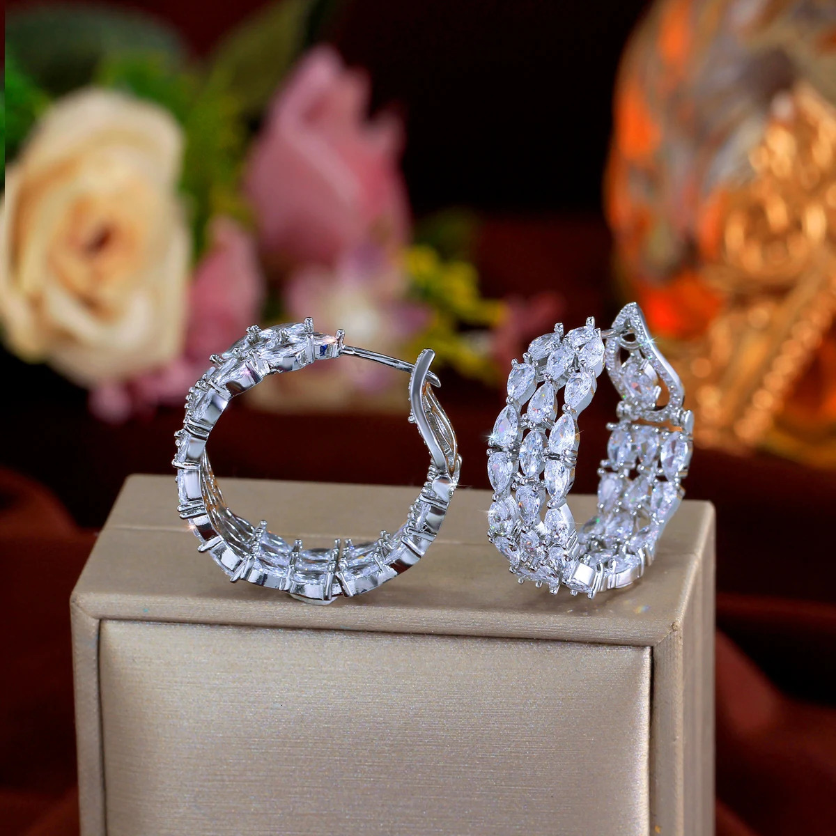 CWWZircons Clear White Double Sided CZ Paved Triple Round Big Chunky Hoop Earrings for Women Wedding Party Jewerly E0935 251224