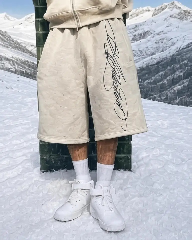 American Retro Jogging Shorts Y2K Clothes Men Women Hip Hop Graffiti Letters Elastic Waist Baggy Shorts Casual Knee Length Pants 251223