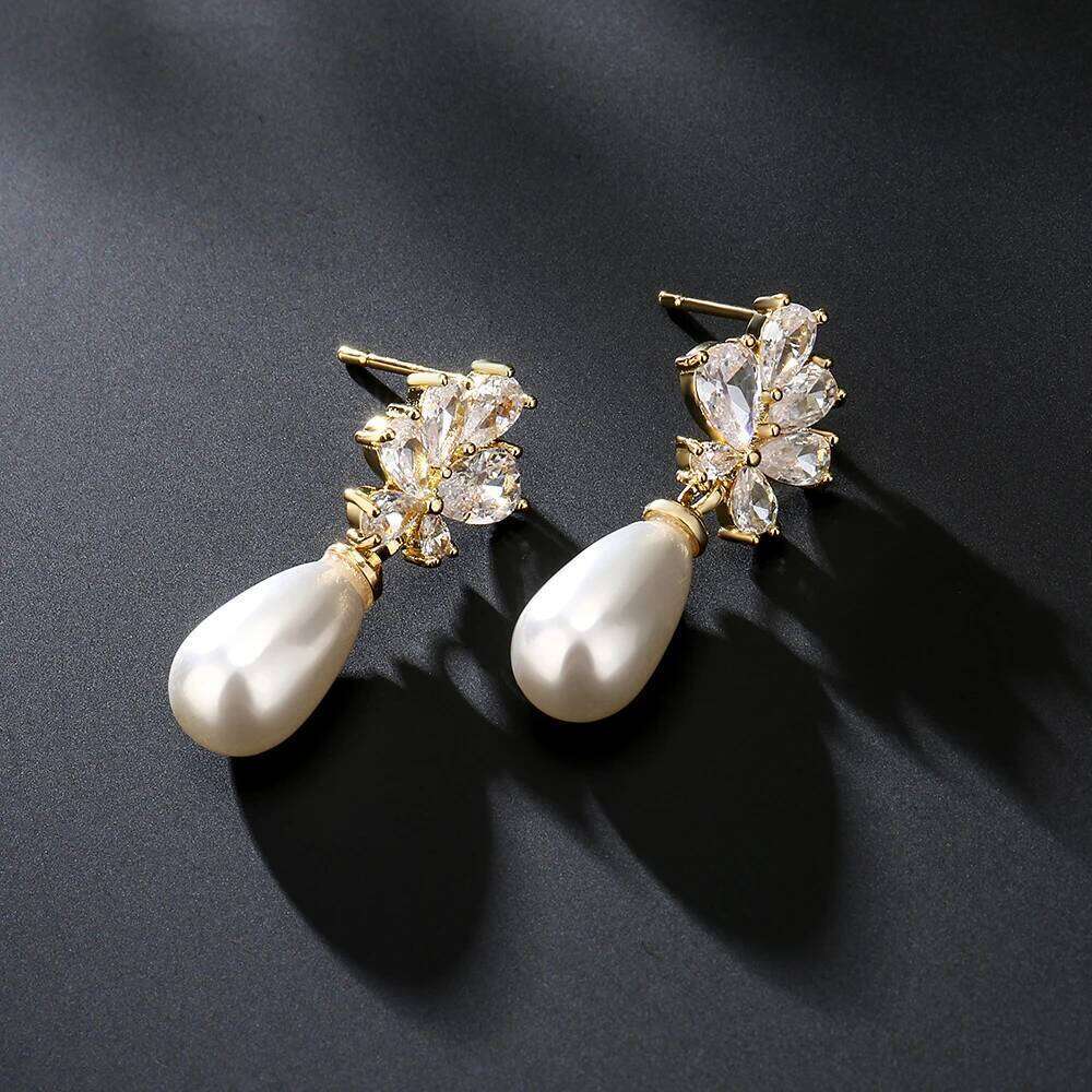 ZAKOL Delicate Chunky Teardrop Imitation Pearl Zircon Drop Earrings for Women White Gold Color Sparkling Crystal Bridal Earring