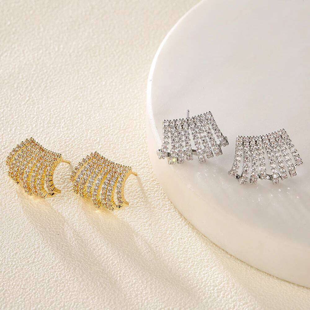 ZAKOL Elegant Trendy Claws Shape Zirconia Wedding Earring for Women Luxury Korean Stud Earrings Fashion Jewelry