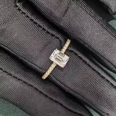 810mm Hot Selling 925 Sterling Silver Moissanite Engagement Wedding Ring Premium Quality 4CT Emerald Moissanite Ring