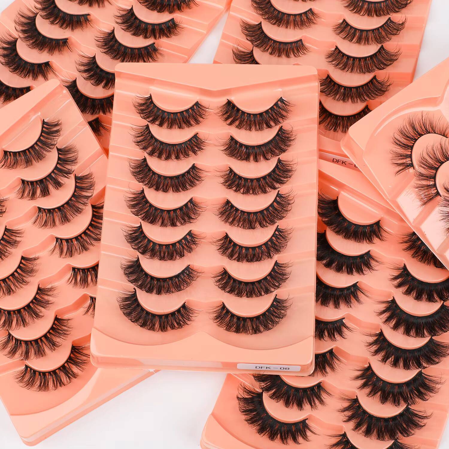 Wholesale Natural Look Fluffy False Eyelashes Wispy Cat Eye Lashes 3D Natural Volume Lashes 7 Pairs Pack Cruelty Free Eyelashes