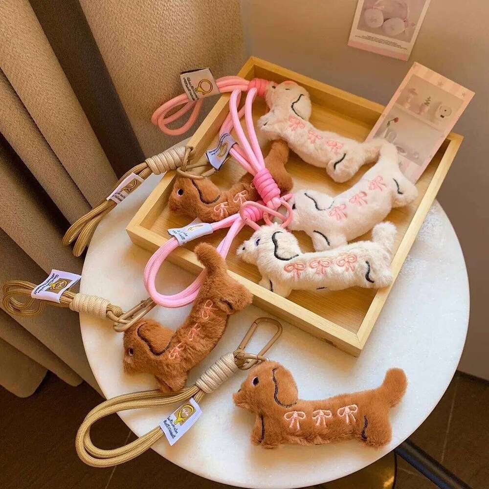 ZAKOL Sweet Kawaii Dachshund Keychain Doll Cartoon Puppy Keyring Couple Key Holder Backpack Pendant Decoration Gifts