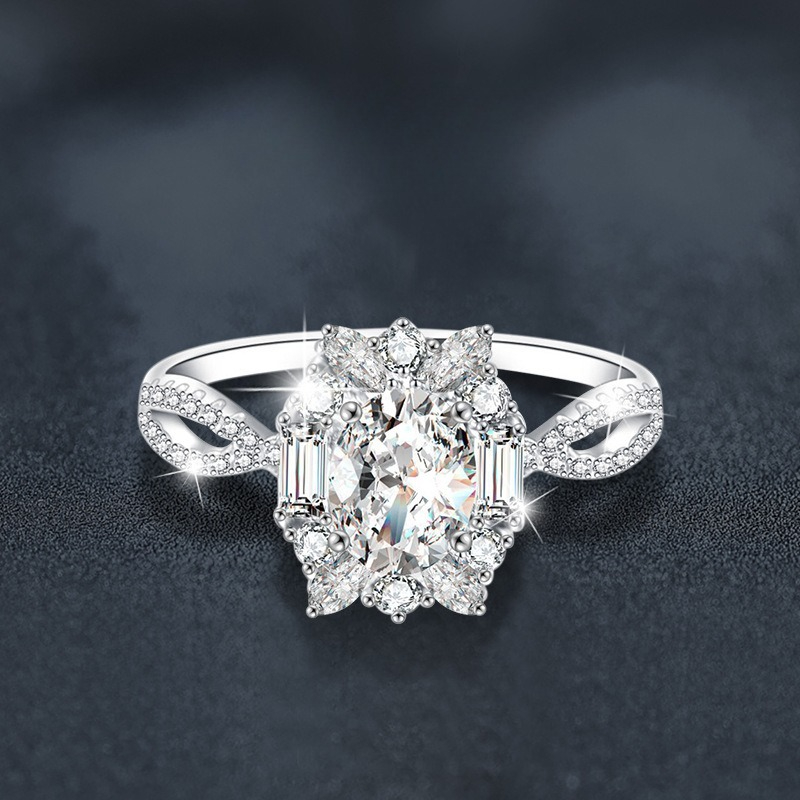 Exquisite Mozambique Diamond Ring With Elegant Ladies Oval Pigeon Egg Shaped Design White Diamond Ring Artificially Cultivated Diamond Gift