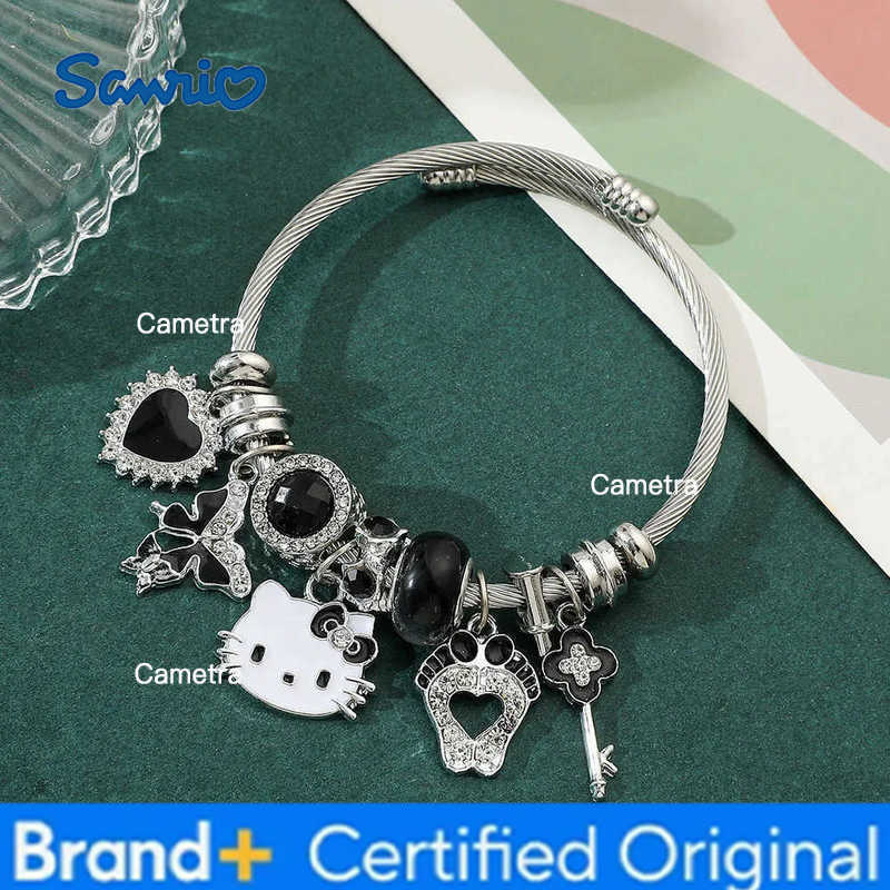 Sanrio Simple Lovers Woman Girl Metal Bracelets Hello Kitty Charm Bangle Heart Feet Rheinstone Trendy Jewelry Gift Fashion Bangles H251229