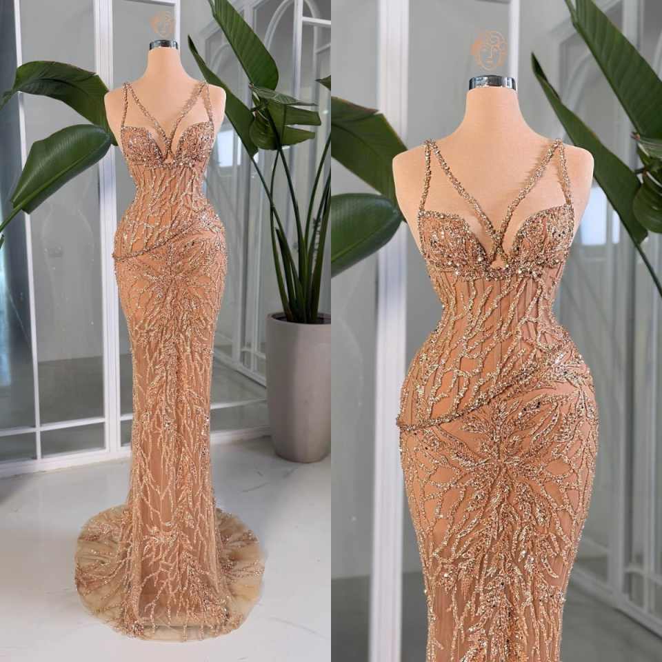Luxury V Neck Sequined Evening Dresses Sexy Sleeveless Mermaid Prom Dress Customized See Through Floor Length Party Gown