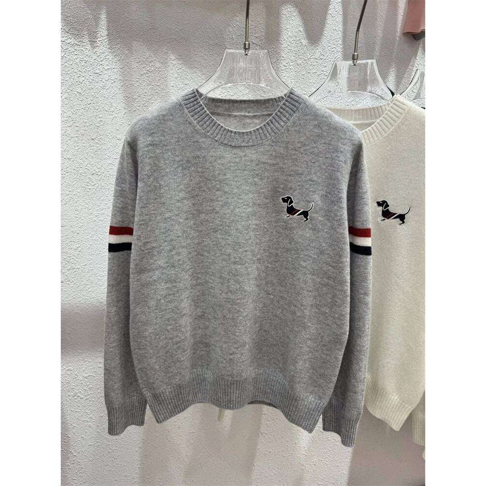 Loose Fit Embroidered Knit Sweater Women's Winter Faion Base Layer Round Knitted