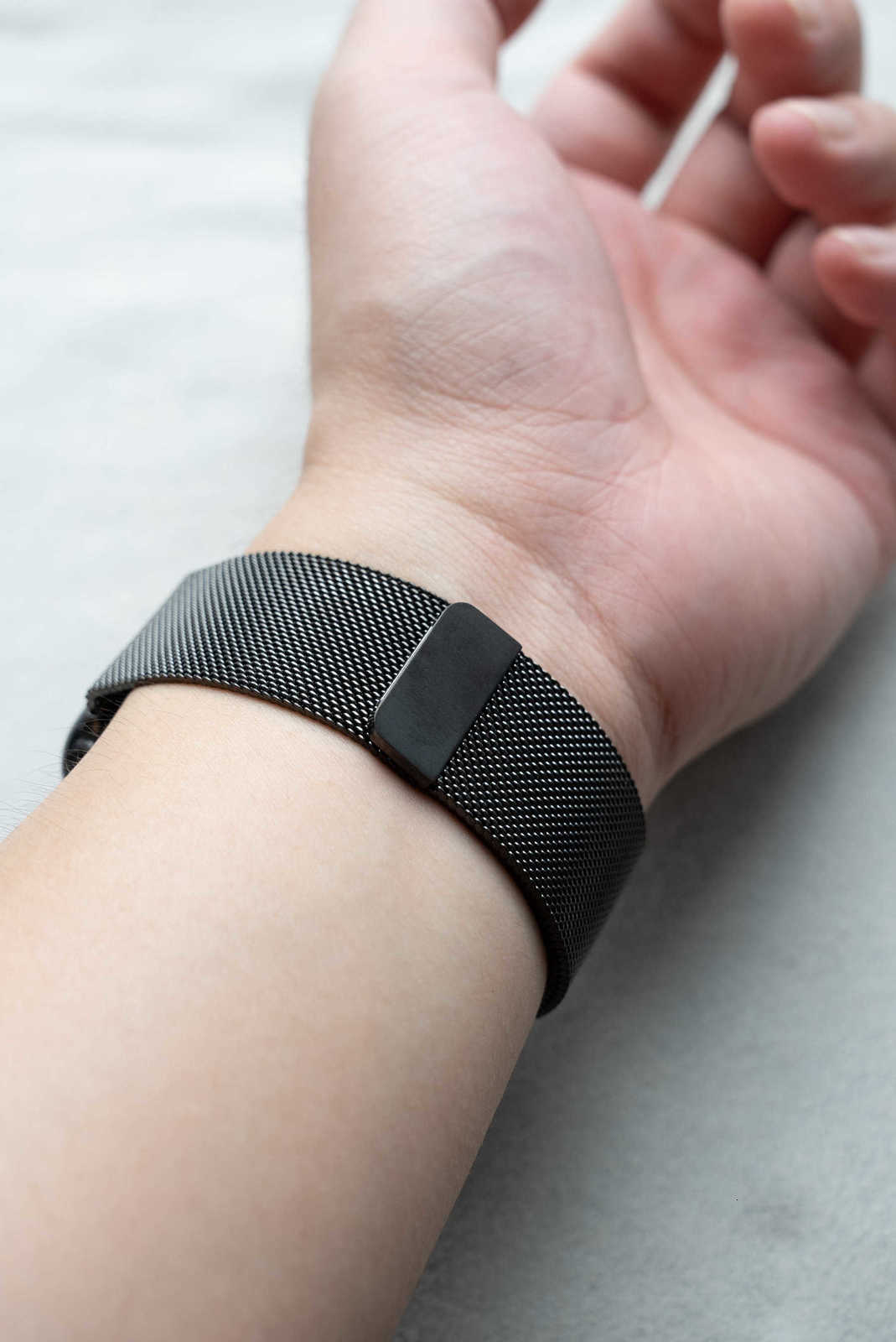 Suitable for Watch S10 watch strap, iWatch S9/S8/S7/ultra 2 Milanese loop strap X251114