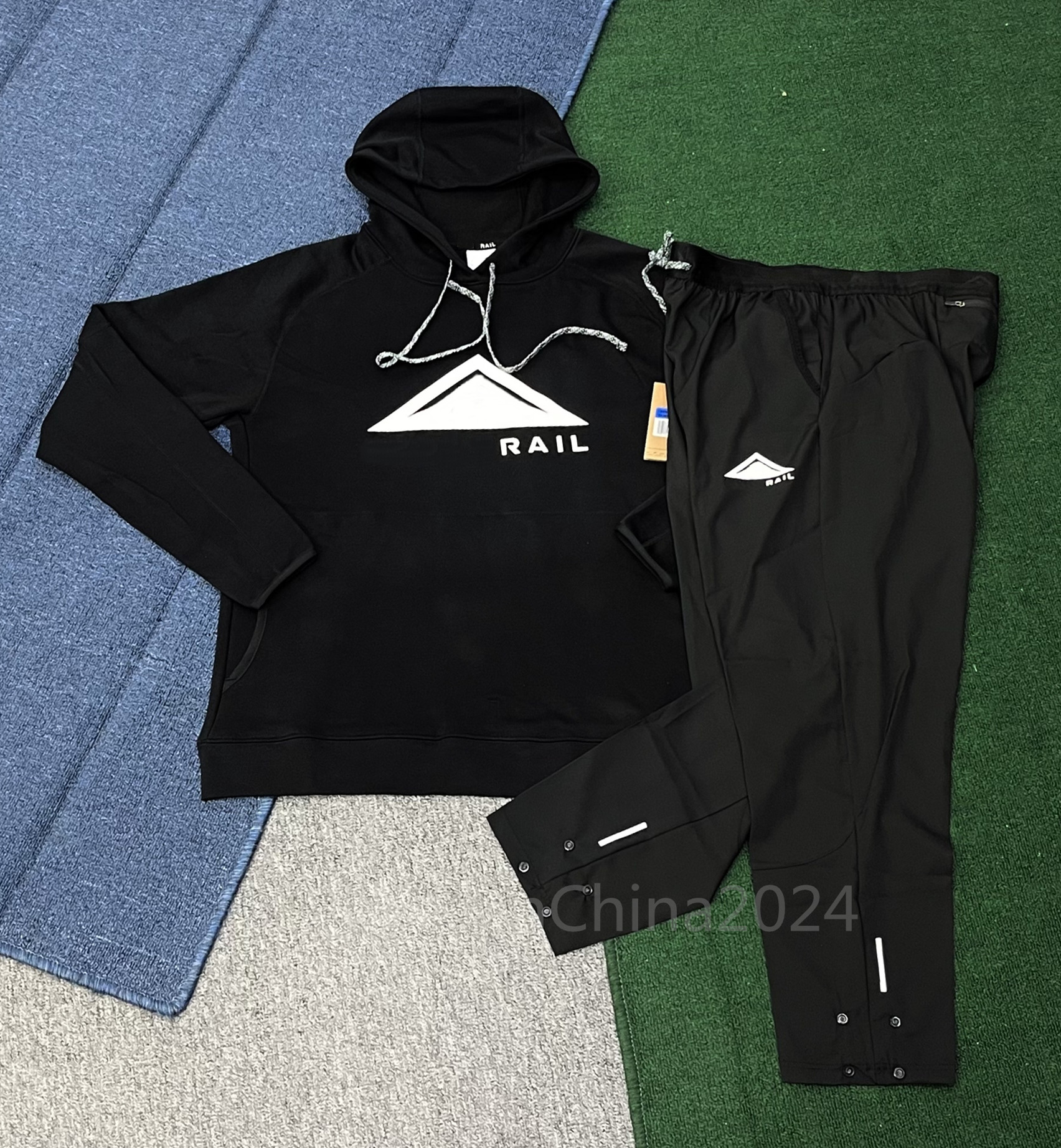 Men's Tracksuits Sportwear Suit long sleeve hoodies swearshirts running suit training Brand Quick drying Mens Training Casual Jogger Pants Set Sweatpants sets