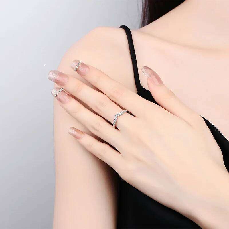 18K gold set V-shaped full diamond moissanite D-color row PT950 platinum women's wedding fashion ring e5f