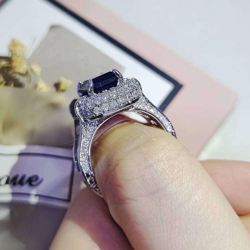 Moonso Luxury Blue Color Rectangle Engagement Ring for Women Anniversary Gift Jewelry Wholesale Free Shipping Items R8015