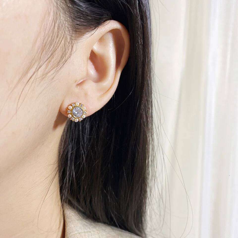 Korean Round Imitation Pearl Stud Earrings for Women Cute Water Drop Zircon Wedding Earring Party Jewelry 2023 New