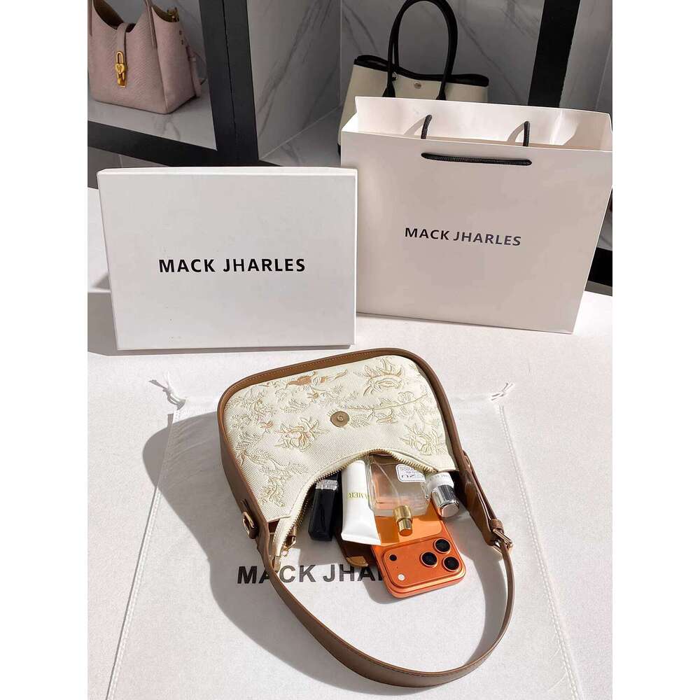 MACK JHARLES Chinese Style Retro Embroidered Baguette for Women 2025 Autumn Winter New High-end Underarm Bag