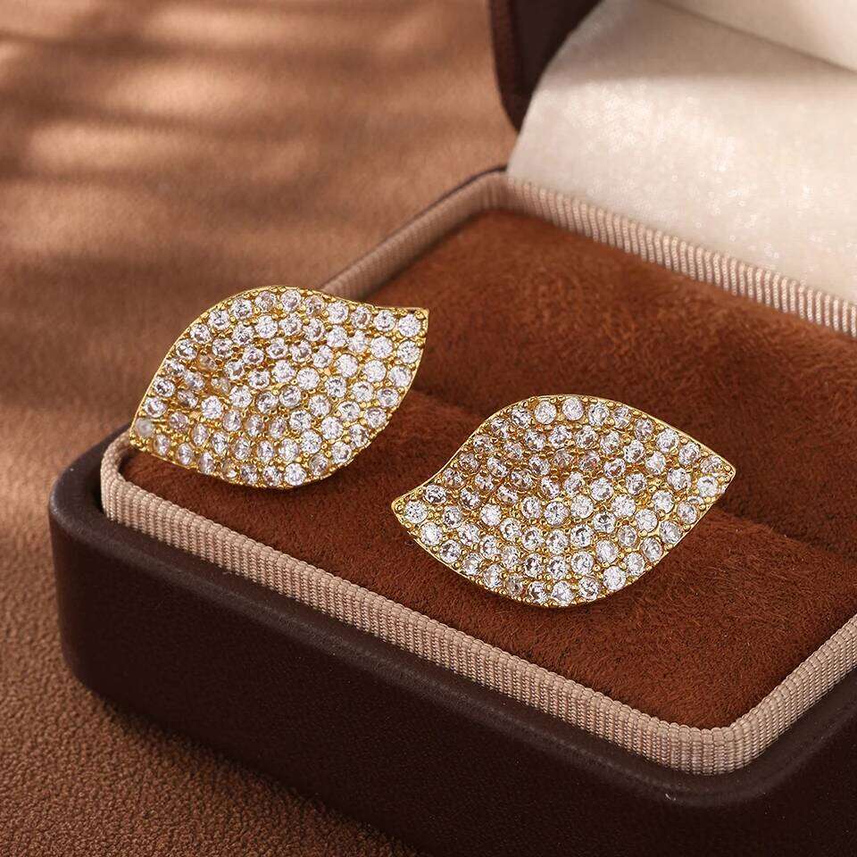ZAKOL Buling Full Micro Paved Cubic Zirconia Single Leaf Stud Earrings for Women Elegant Bride Wedding Party Jewelry