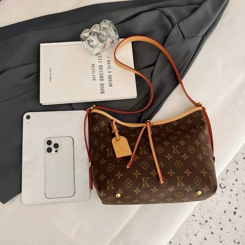 Simple Timeless Crossbody Bag Office Commuting Business Meeting Female Exquisite Chic Versatile Elegant Stylish H251229