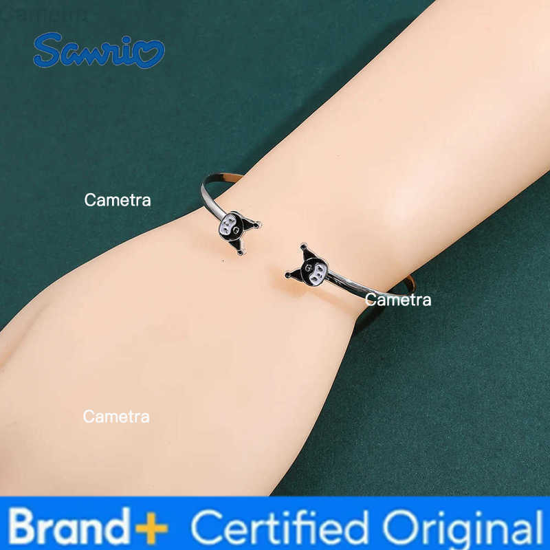 Sanrio Kawaii Kuromi Charms Bangles Cute Kuromi Bracelet for Women Luxury Hands Chains Y2k Jewelry Party Accessories Gifts H251229