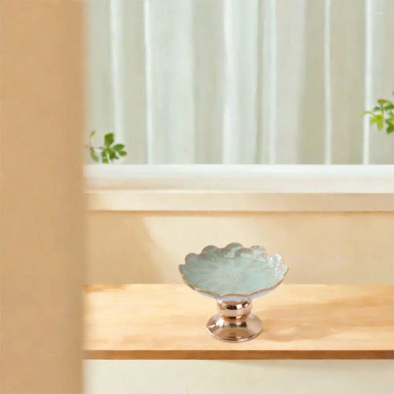 Candle Holders Home Decoration European Style Ceramics Stand Exquisite Light Luxury Holder Romantic Candlestick Birthday Gift H260310