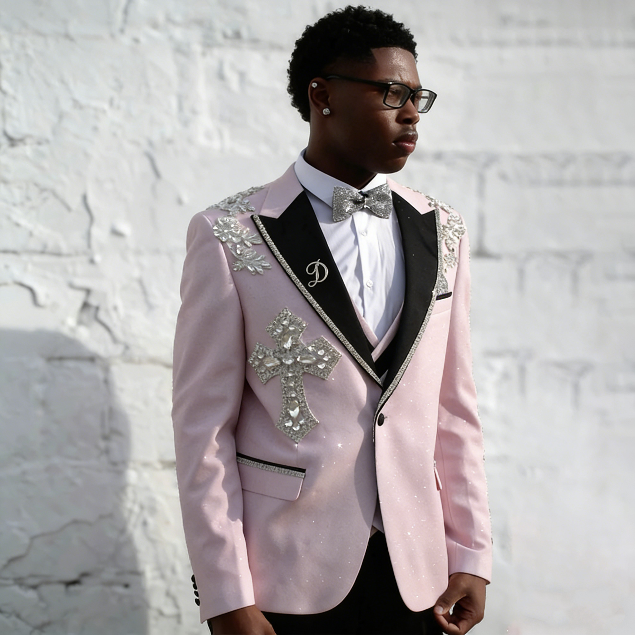 Modern Men Suits Crystal 2 Pieces Tailor-Made Peaked Lapel Jacket Appliques Cross Blazer One Button Groom Customized Coat Pants Plus Size