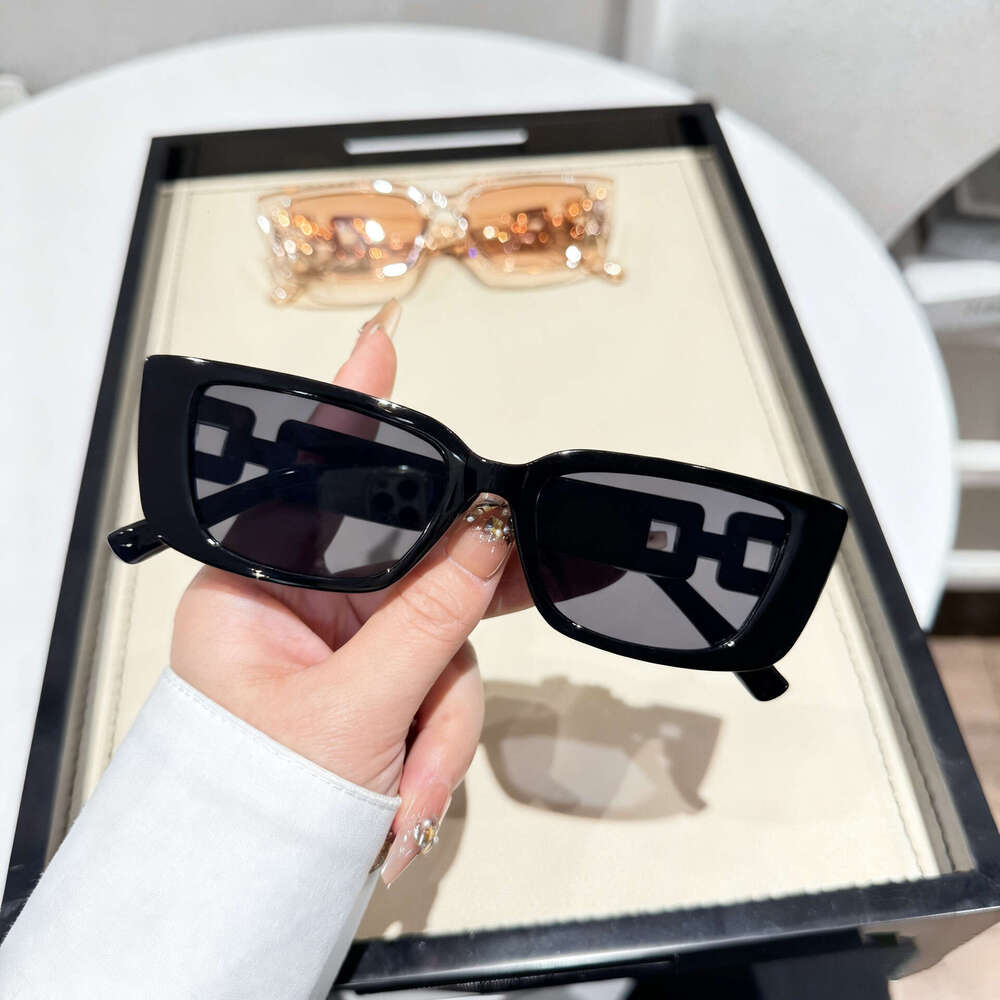 Fashion Rectangle Sunglasses Women Brand Vintage Small Frame Sun Glasses Ladies Classic Black Square Eyeglasses Liuyuemoshang