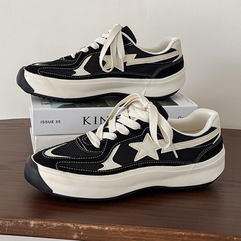 2026 New Design Mens Fashion Breathable Youth Trend Thick Sole Sneakers Versatile Retro Low Top Casual Shoes Free Shipping