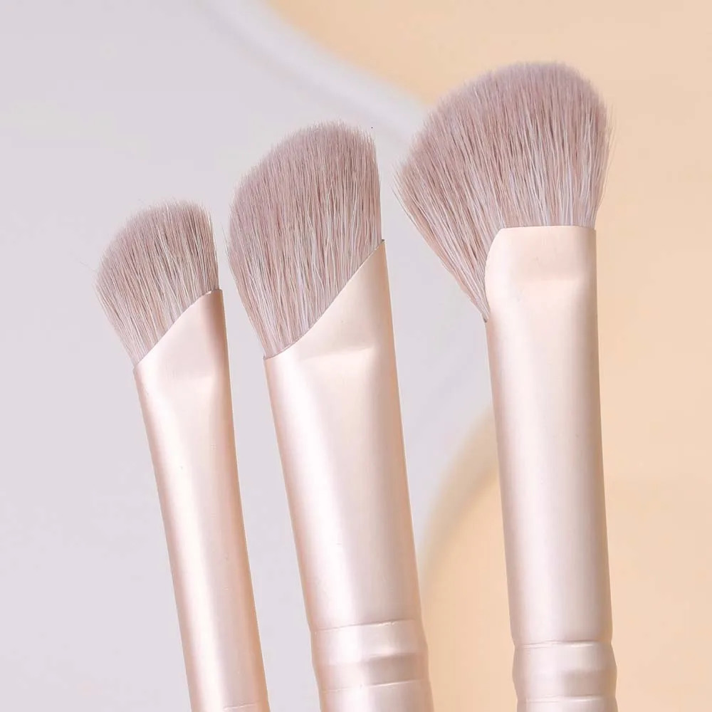 Sickleshaped Nose Shadow Brush Set Natural Smudge Eyeshadow Contouring Makeup Brushes Professional Beauty Cosmetics Tools 251215