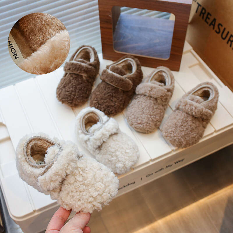 INS Girls' Fleece-Lined Plush 2025 Winter New Korean Style Boys' Warm Cotton Shoes Internet Celebrity Cute Loafers