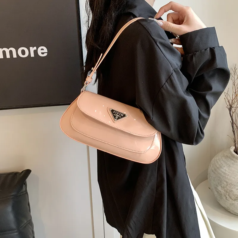Elegant Glossy Solid-Color Shoulder - Trendy Underarm & Crossbody Purse for Women, Versatile High-Quality Fashion Bag With
