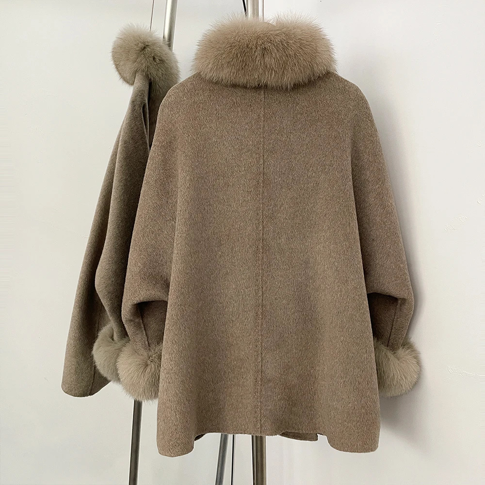 Wool Coat Winter Women Fashion Woman 2025 Woolen Jacket with Fur Natural Womens Female Clothing in Jackets 251216