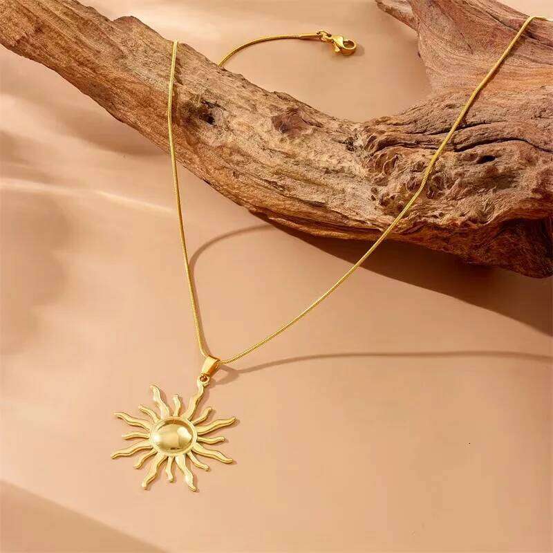 ZAKOL 316L Stainless Steel Golden Sun Pendant Necklace For Women Girl New Concise Solar Neck Chain Choker Jewelry Gift