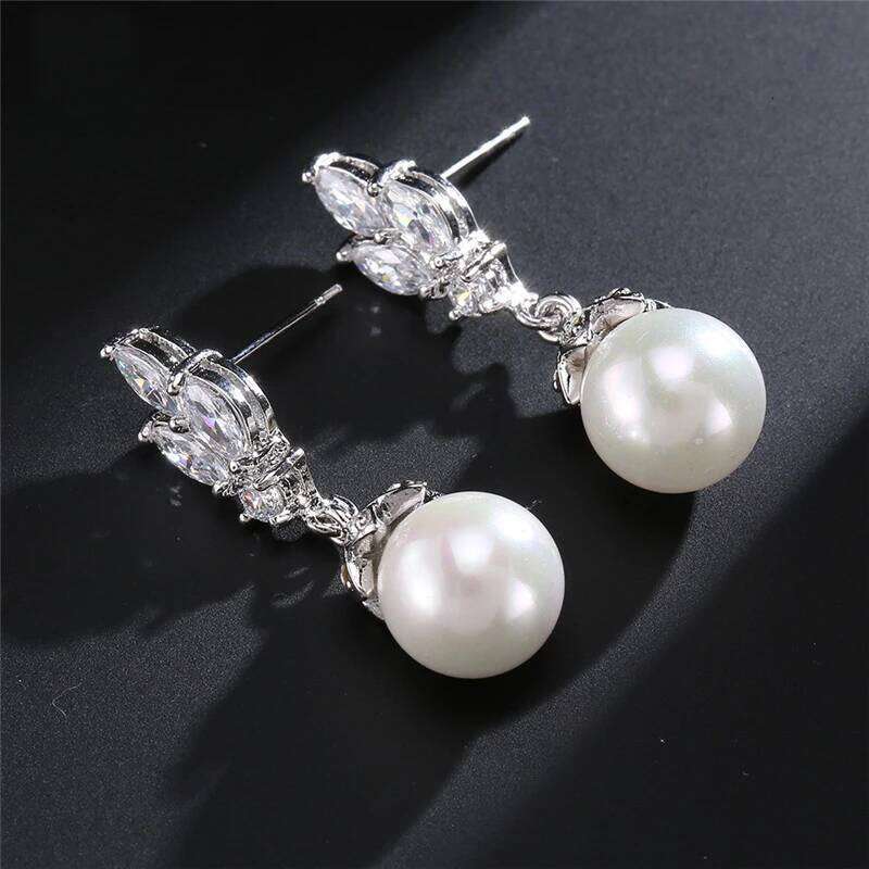 ZAKOL Fashion Sliver Color AAA CZ Pearl Dangle Earrings for Women Shiny Leaf Zircon Bridal Earring Wedding Party Jewelry