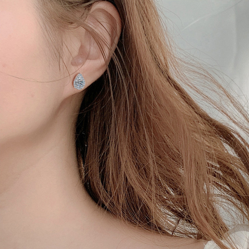 Fashionable Water Droplet Shaped Earrings High End And Simple Temperament Mozambique Earrings Are Suitable For Daily Wear And Exquisite Gift Earrings