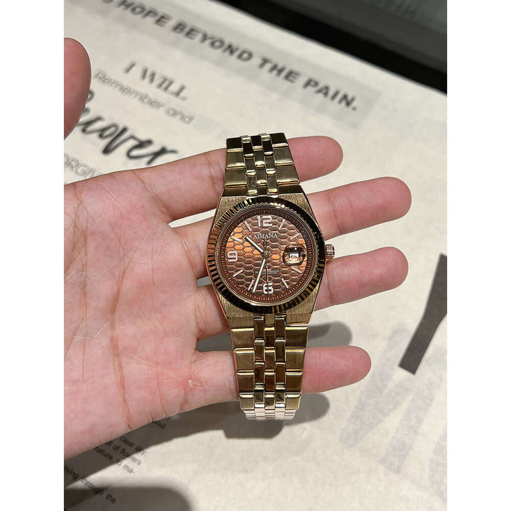 2026 New Style Brand Watch Honeycomb Dial Luminous Ultra-Thin Design Wristwatch