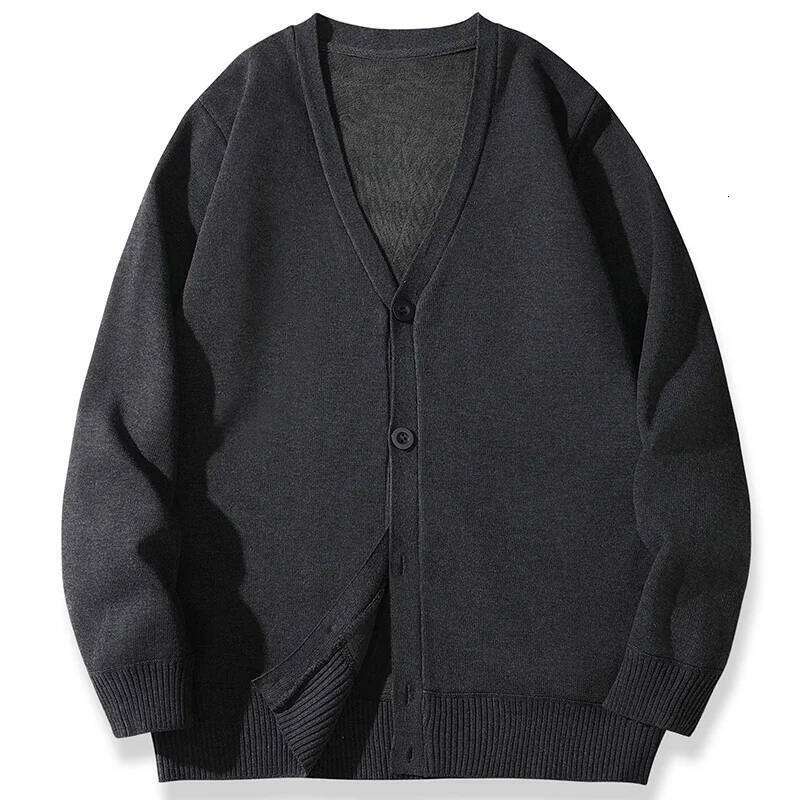 2025 New Men's Casual Long Sleeved Velvet Sweater Cardigan Knitted Top Autumn And Winter Fashionable Versatile Jacket