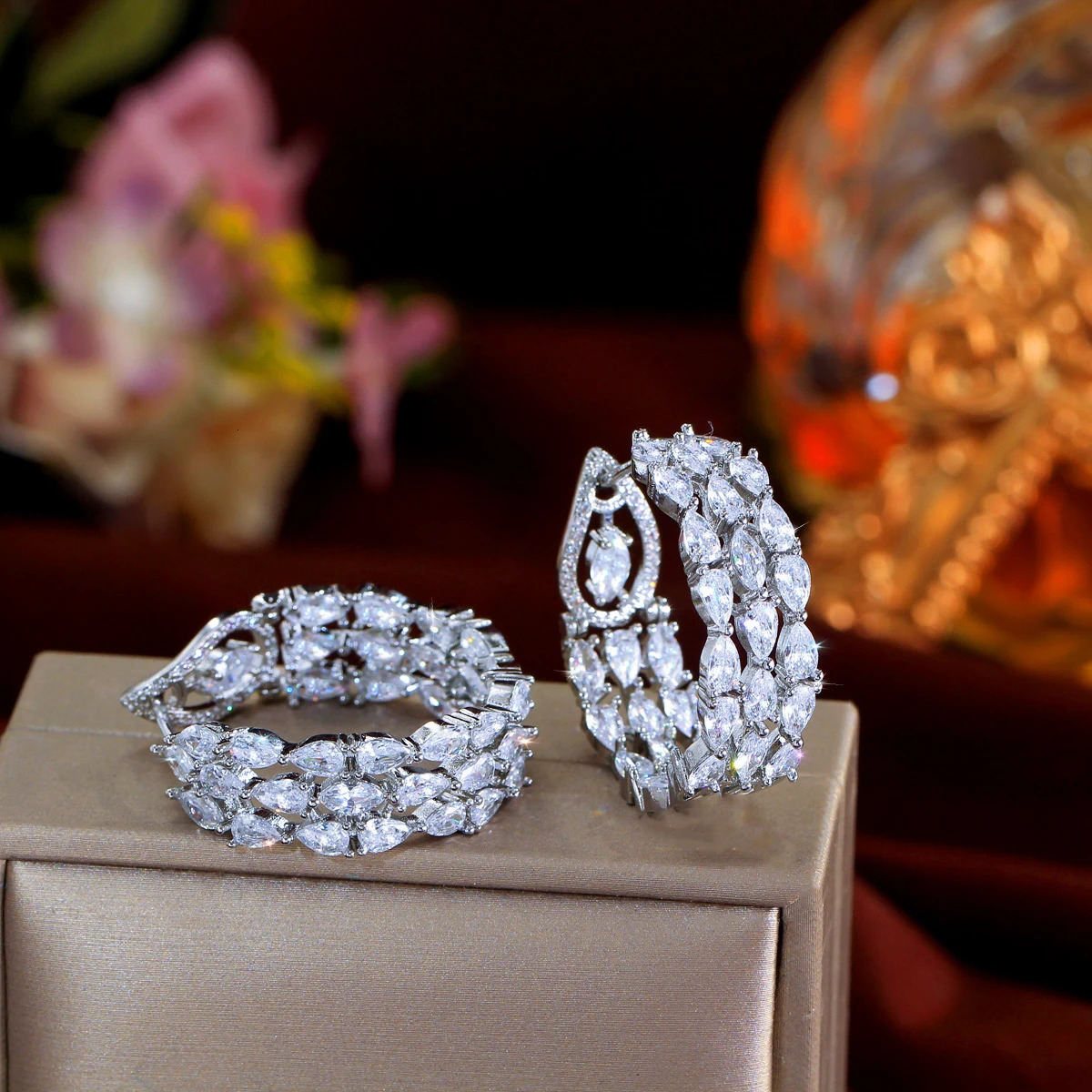 CWWZircons Clear White Double Sided CZ Paved Triple Round Big Chunky Hoop Earrings for Women Wedding Party Jewerly E0935 251224