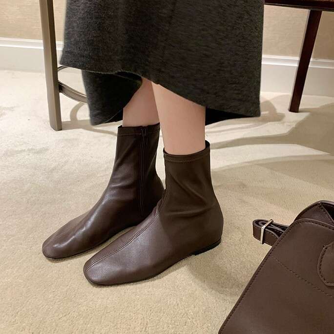 Internet Celebrity Style Autumn Winter Height Increasing Elastic Slim Short Women Side Zipper Comfortable Soft Leather Flat Martin Boots