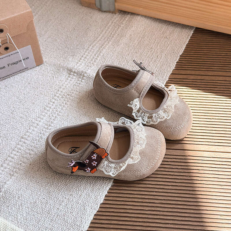 INS French Style Small Leather 2025 Spring and Autumn New Korean Version Girls' Lace Trim Princess Shoes Soft Sole Loafers