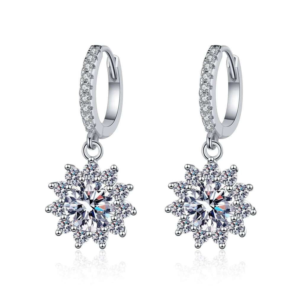 18K Gold Inlaid with Simple Personalized Diamonds, Women's Sunflower Moissanite Ear Buckle, Pt950 Platinum Earrings 3c5