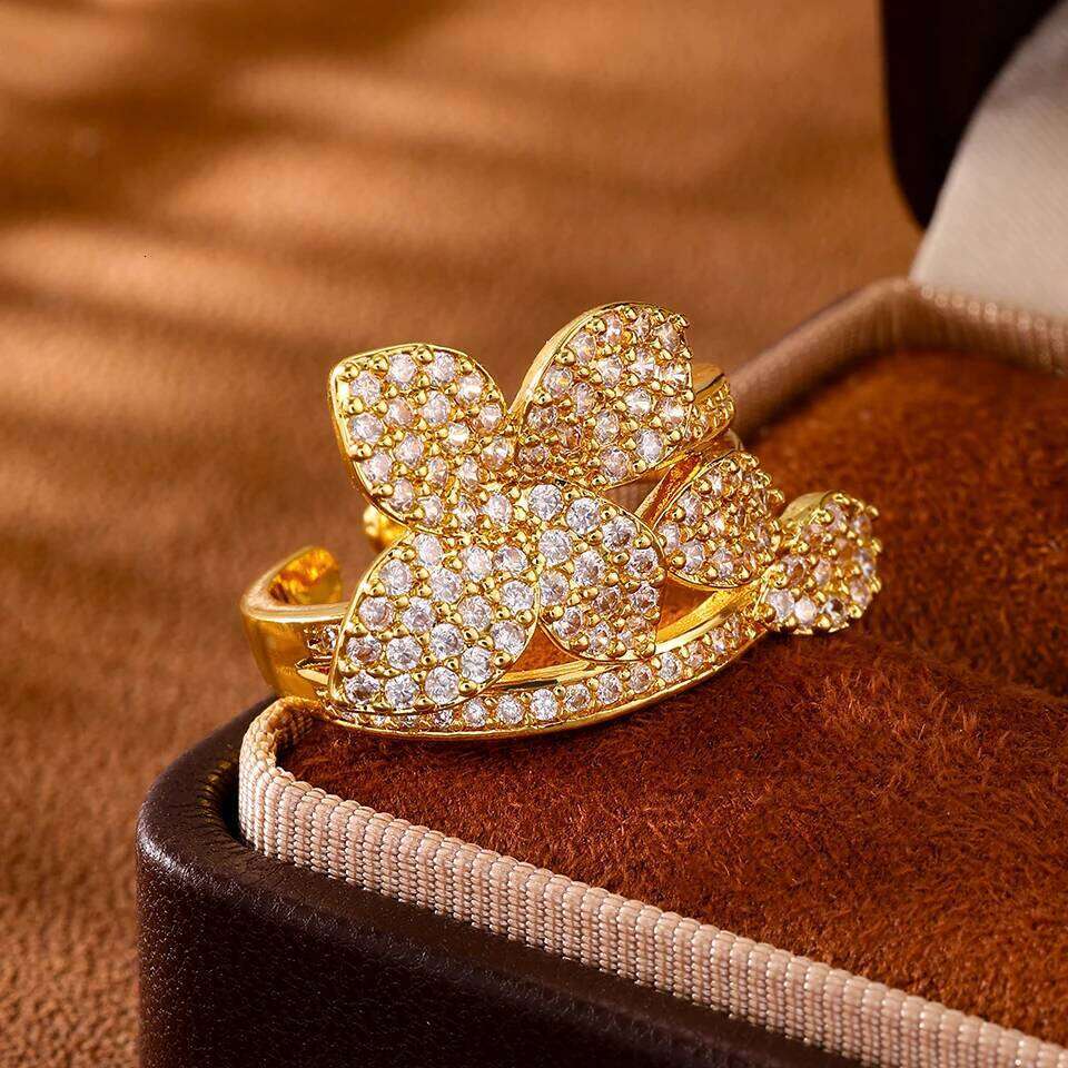 ZAKOL Exquisite Micro-intact Zircon Leaf Flower Open Ring Women Gold/Silver Color Metal Fashion Jewelry for Party Daily Wear