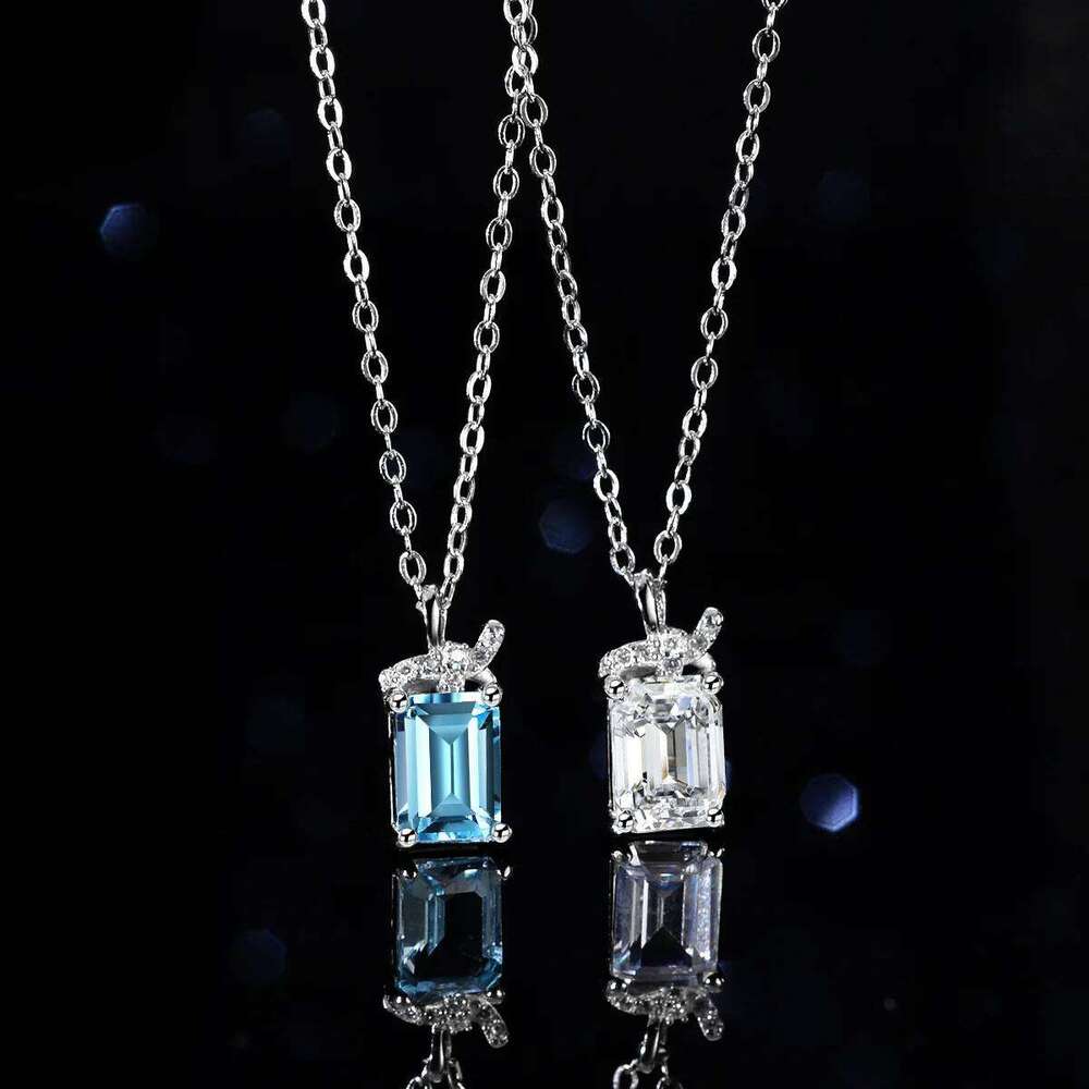 18K gold inlaid diamond moissanite necklace PT950 platinum pendant, one Ct egg shaped collarbone chain 1d8