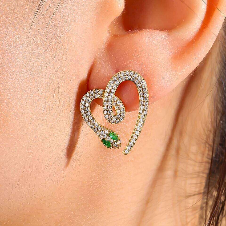ZAKOL Classic Micro-set Zircon Wrapped Snake-shaped Stud Earrings Temperament Sliver Gold Color Aesthetic Jewelry Gift