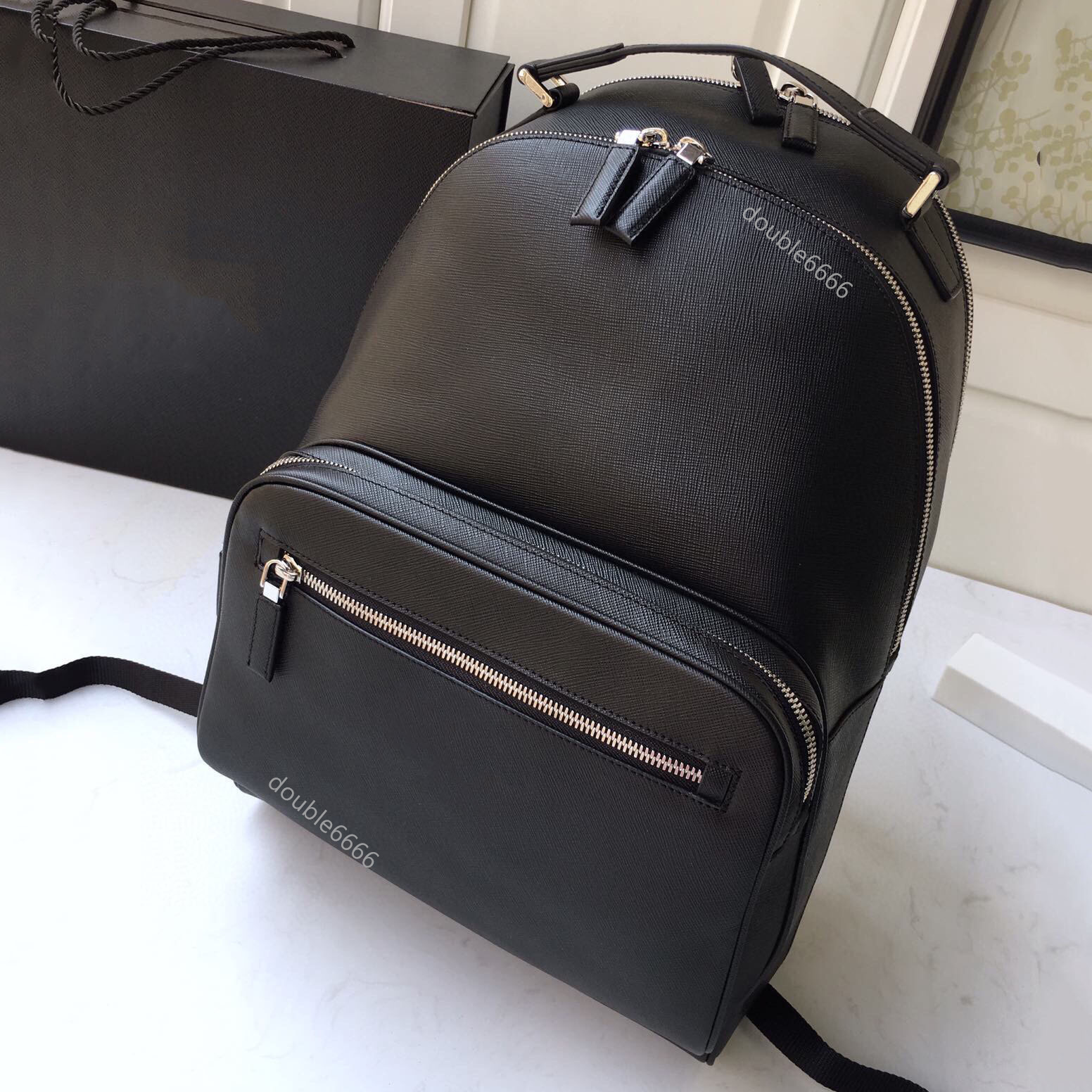 Top quality Designer men's backpack leather messenger bag classic business bag stylish student bag crossbody bag travel bag luggage bag shoulder bag laptop bag