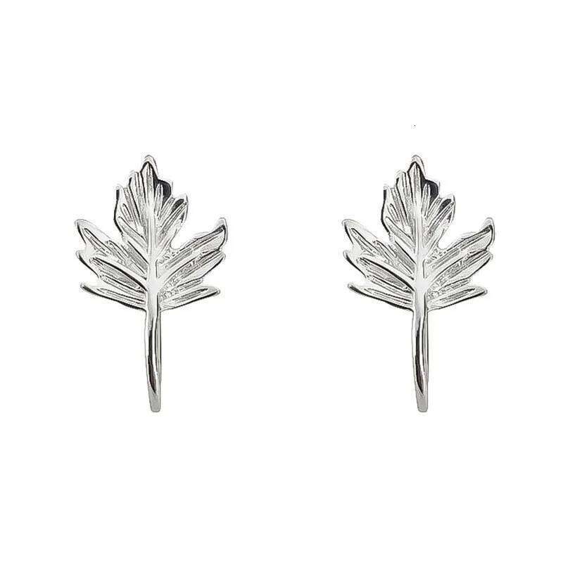PANJBJ 925 Sterling Silve Maple Leave Studs Earring for Women Plant Texture Office Versatile Simple Accessories Gift Dropship C251227