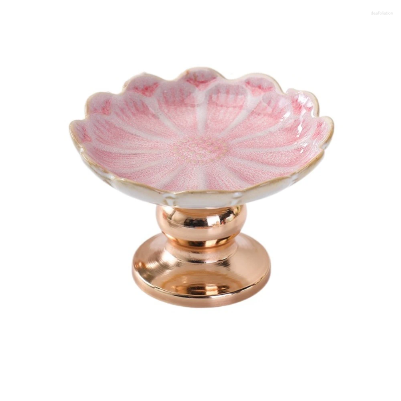 Candle Holders Home Decoration European Style Ceramics Stand Exquisite Light Luxury Holder Romantic Candlestick Birthday Gift H260310