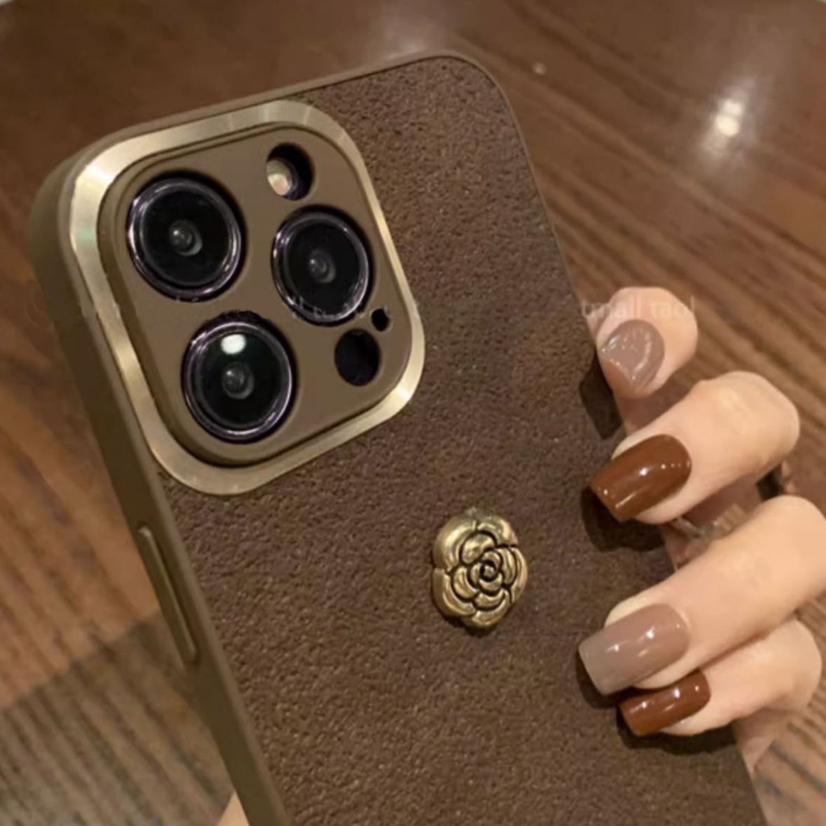Golden Circle Camellia Compatible Apple Pro Phone Case with Lanyard Simple iPhone 16 Shockproof 13 Protection
