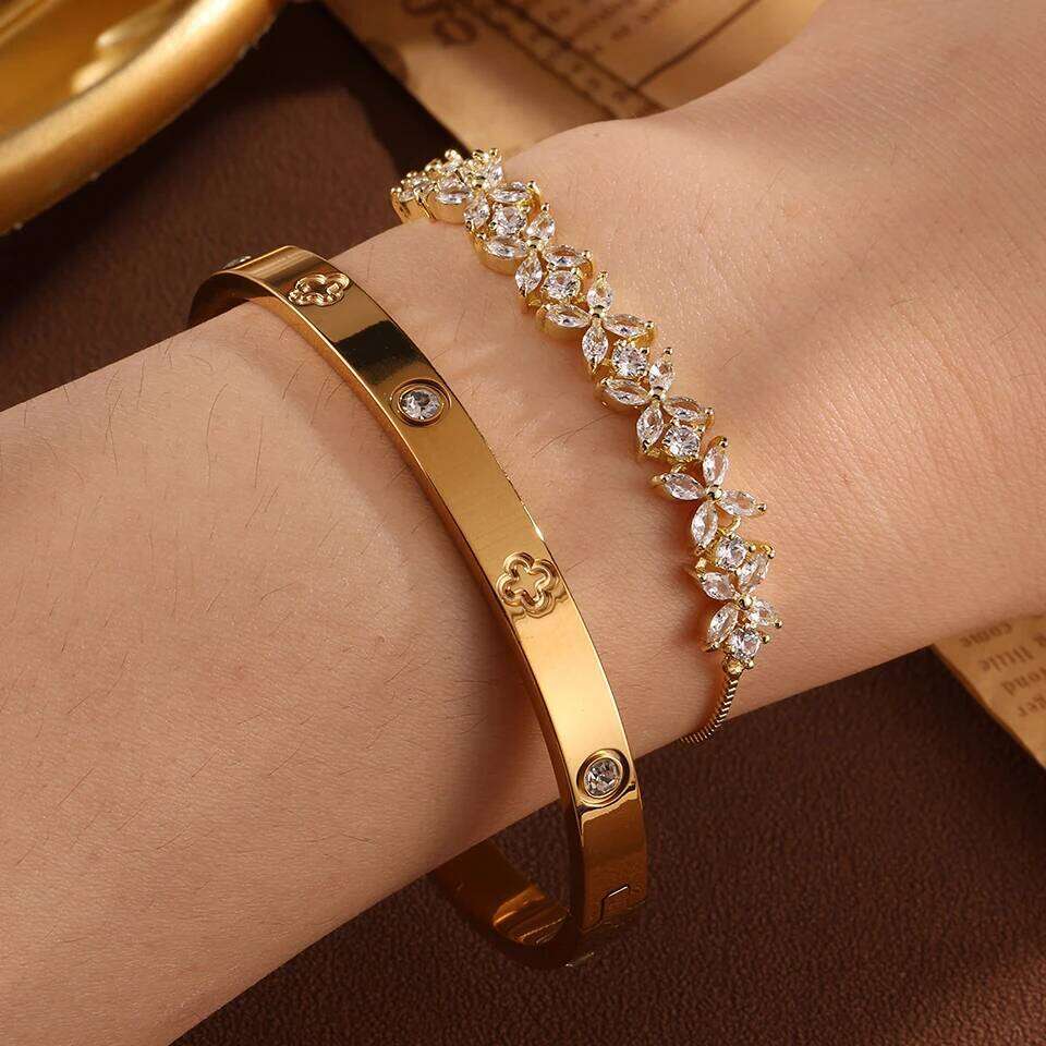 ZAKOL 2pcs Stainless Steel Shiny Zircon Four-leaf Flower Bracelet Bangles Set for Women Exquisite Wedding Party Jewelry